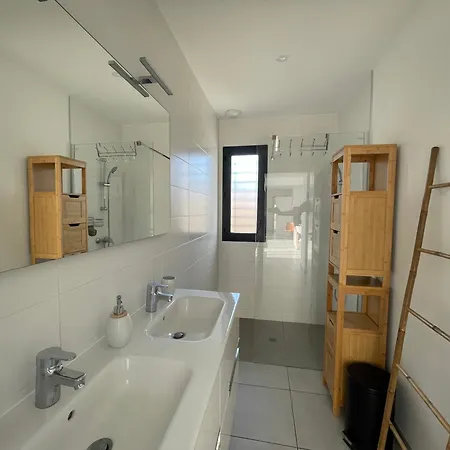 Oasis Blue Canet * פרפיניין