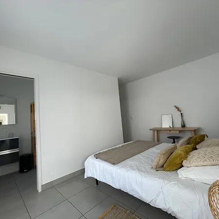 Oasis Blue Canet פרפיניין